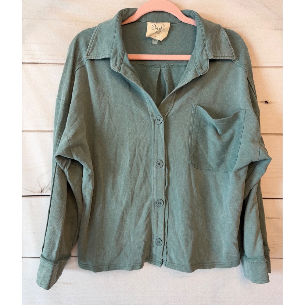 Fantastic Fawn Sage Green Cotton Button Down Shirt Shacket IFKJ75442-01 Small